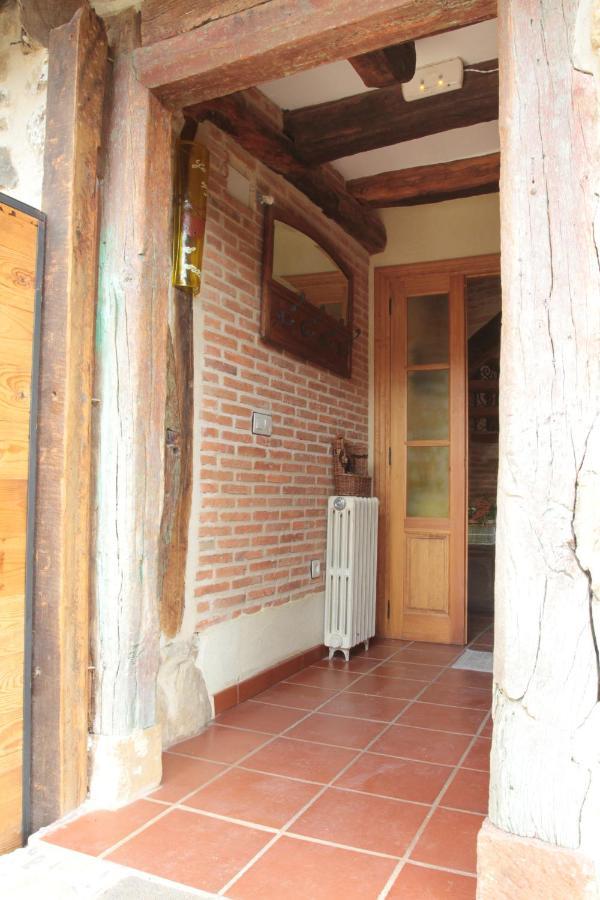 Villa Casa De Piedra Valderrueda Exterior foto